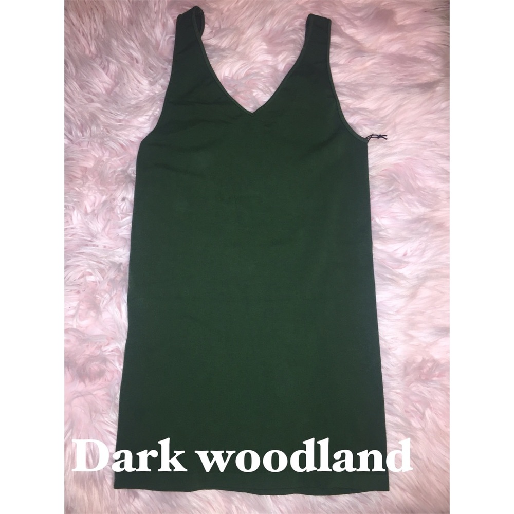 M.rena v neck/ scoop neck seamless tank - Picture 4 of 6